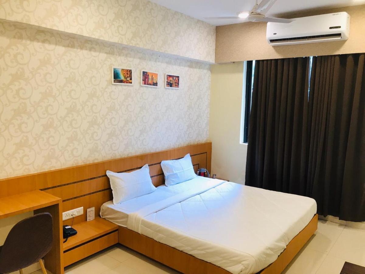 Hotel Golden - I Rāipur Zewnętrze zdjęcie